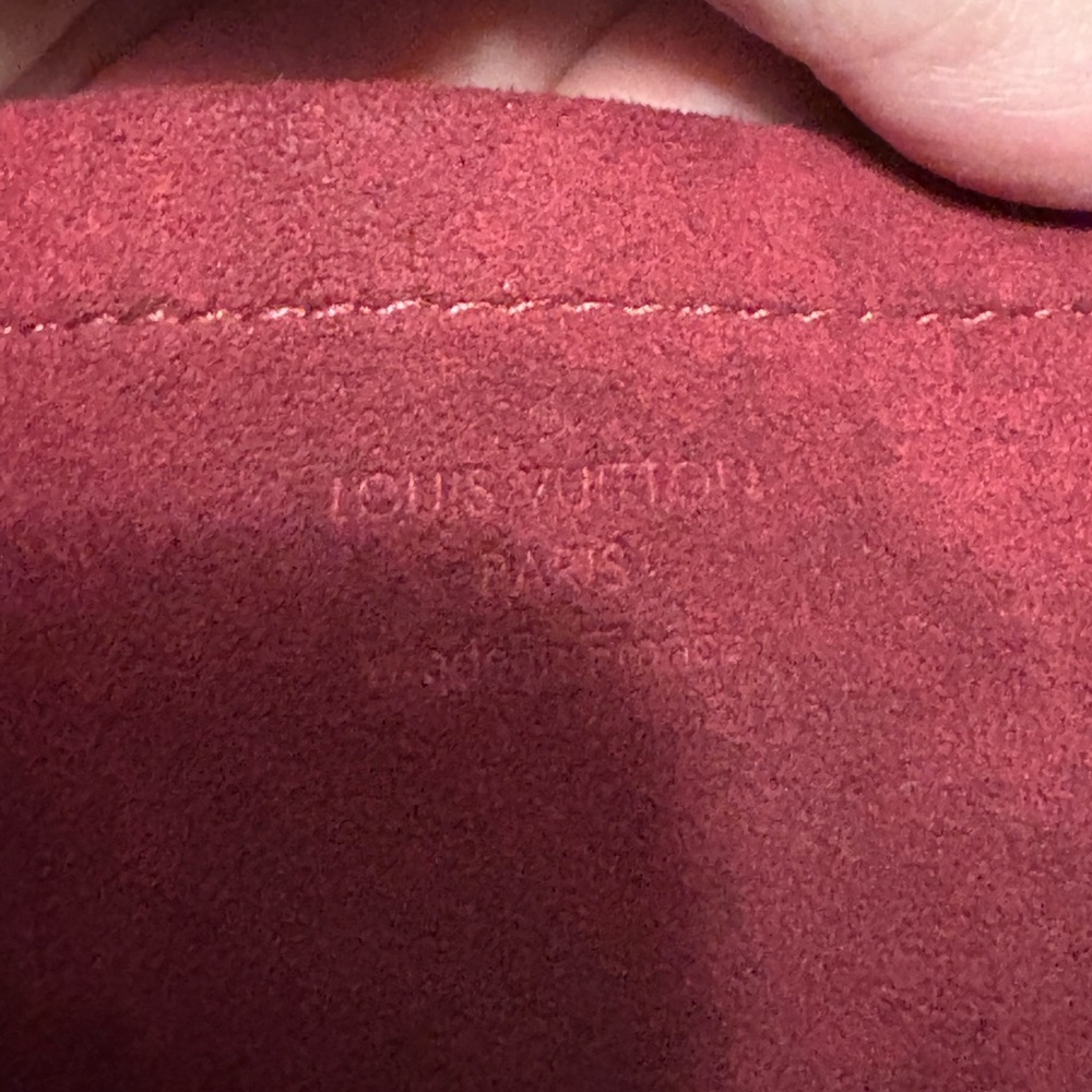 Louis Vuitton Audra bag - Picture 14 of 16